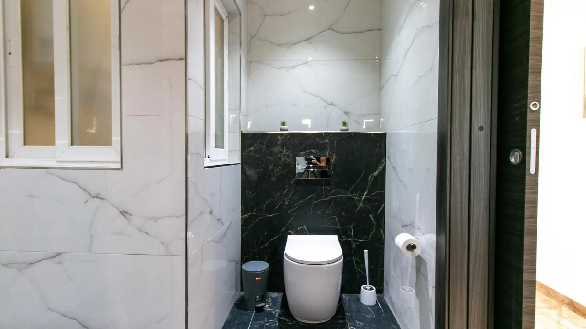 Spinola Seafront Deluxe Apartment Saint Julian's